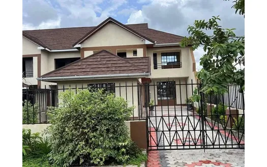 Three bedrooms for Sale in 
