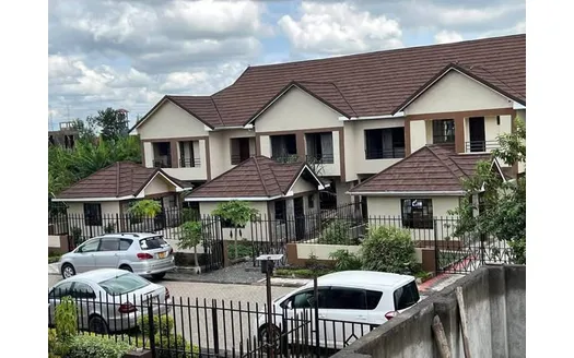Three bedrooms for Sale in 