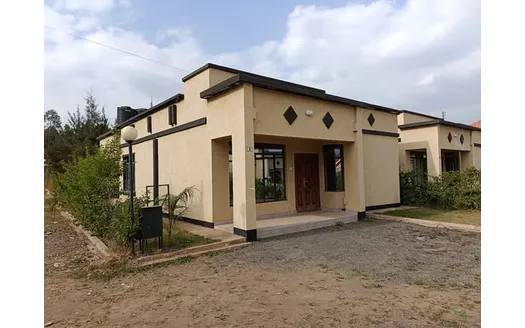 Three bedrooms for Sale in Ngenda