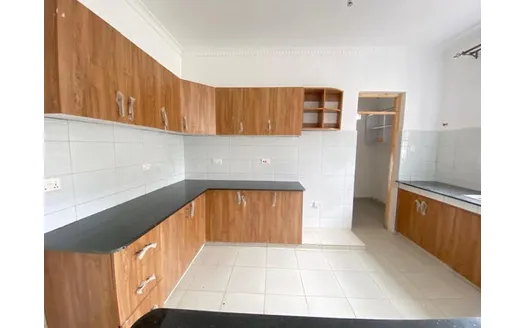 Three bedrooms for Sale in 