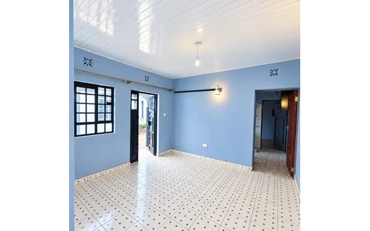 Three bedrooms for Rentals in Kenyatta Road