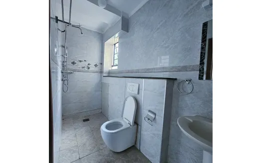 Three bedrooms for Rentals in Nairobi