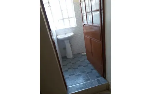 Two bedrooms for Rent in shooters