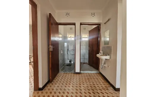 Two bedrooms for Rentals in Rungiri
